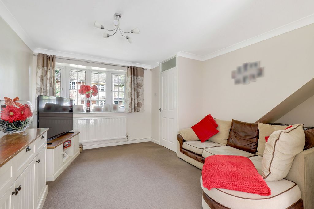 Property photo 3 of 17