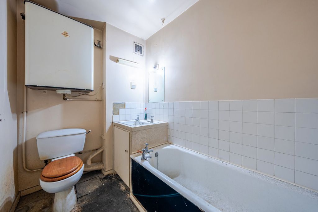Property photo 3 of 18 Picture No. 08