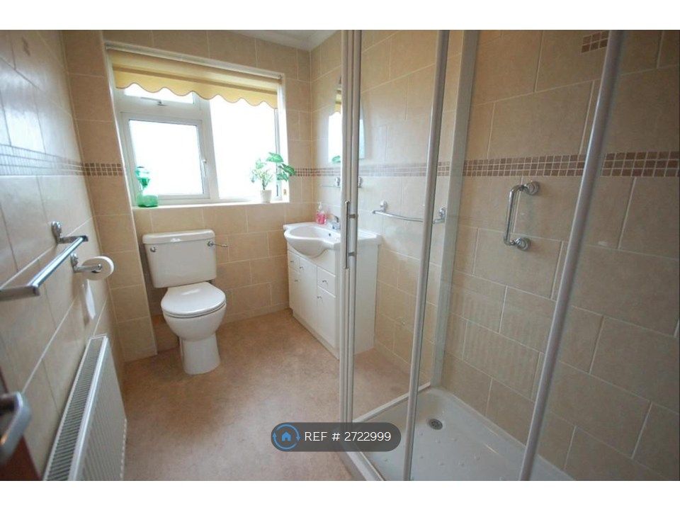 Property photo 3 of 9 Bathroom (Now Has Bath)