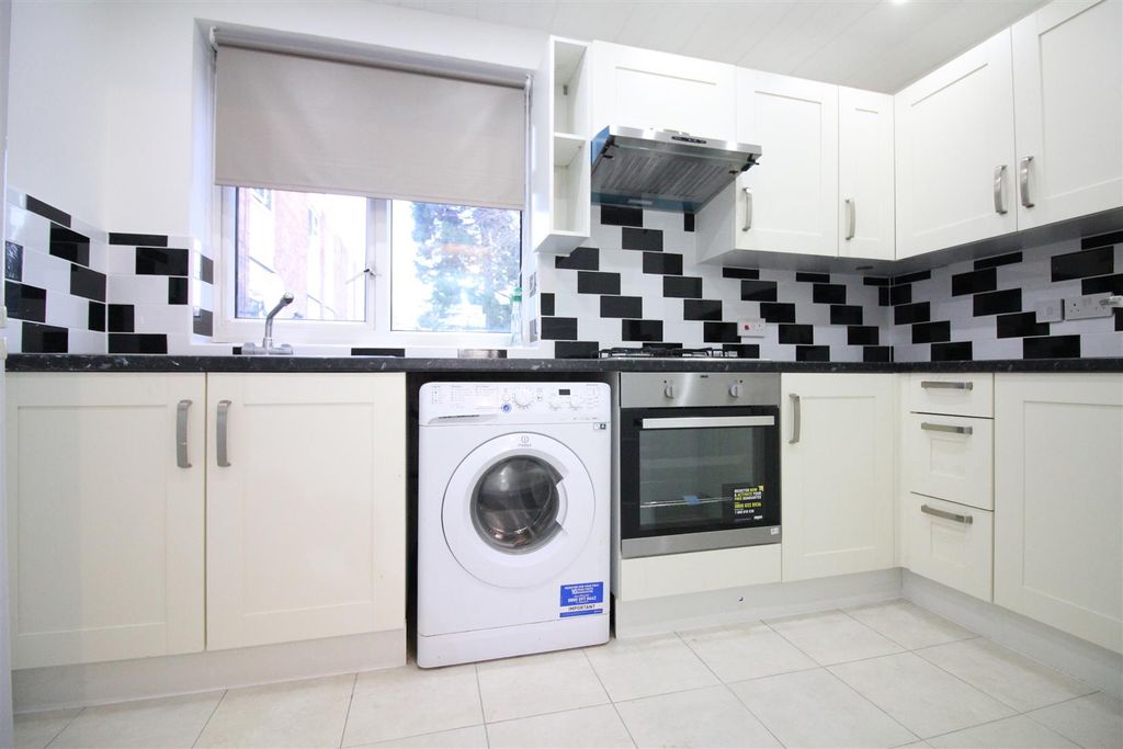 Property photo 1 of 6 C9E901D0-4Bd6-460A-Ba98-73E65924F0B3.Jpeg