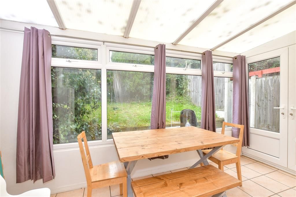 Property photo 2 of 6 Conservatory