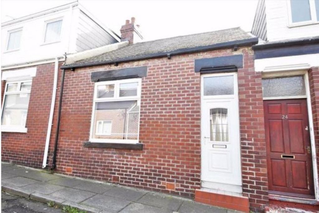 Property photo 1 of 6