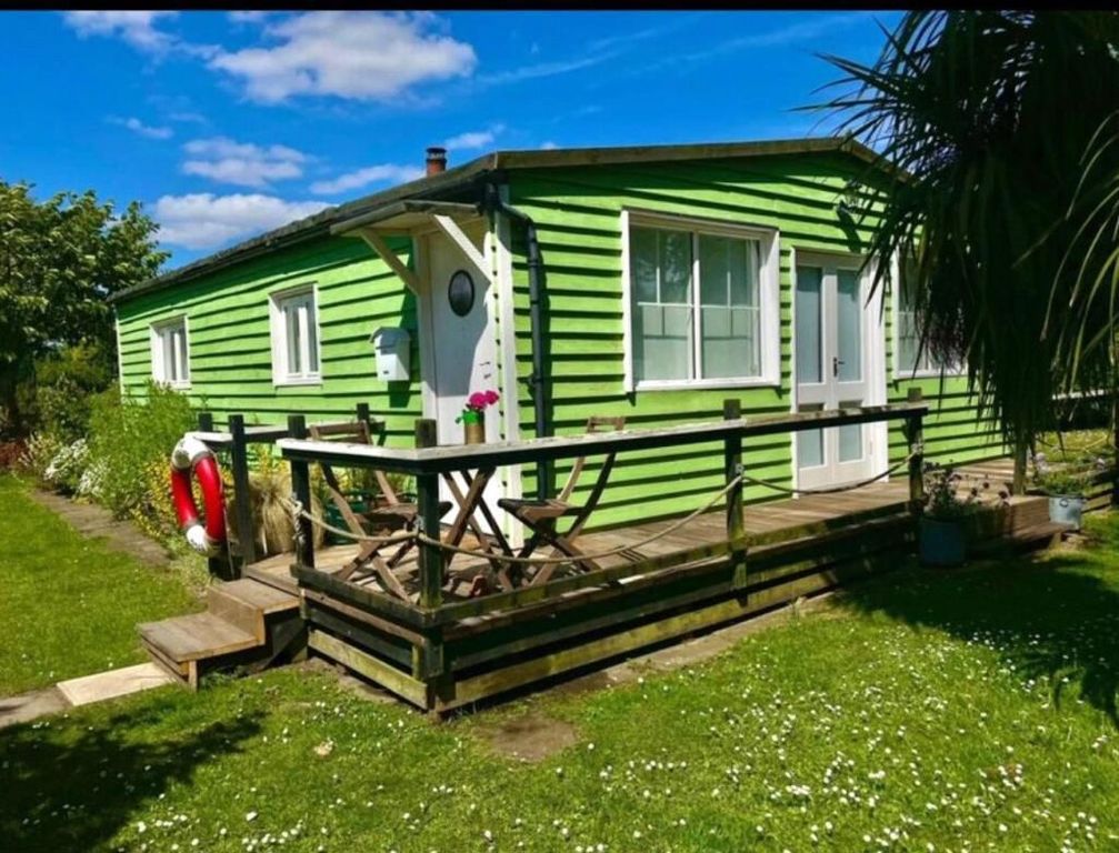 Property photo 1 of 25