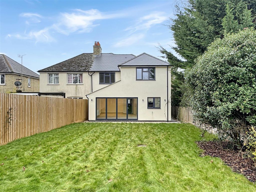 Property photo 2 of 23