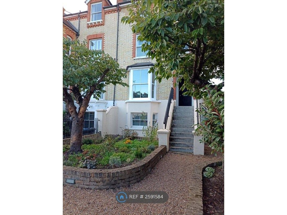 Property photo 1 of 35