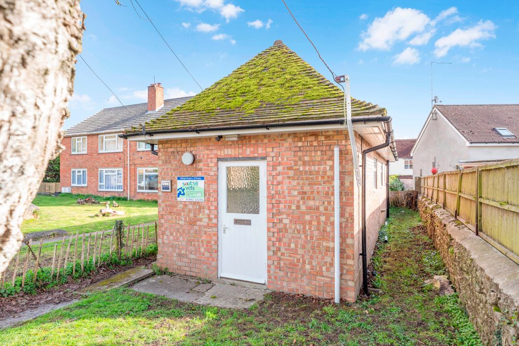 Property photo 2 of 3