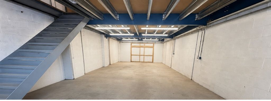 Property photo 3 of 4 Picture No. 04