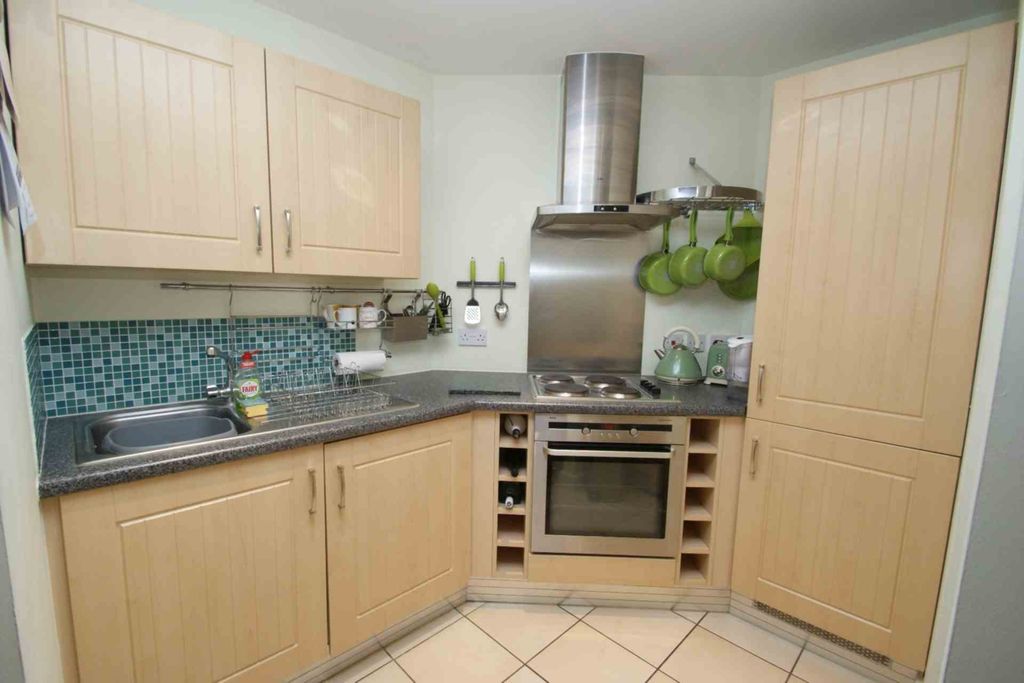 Property photo 2 of 7 Photo