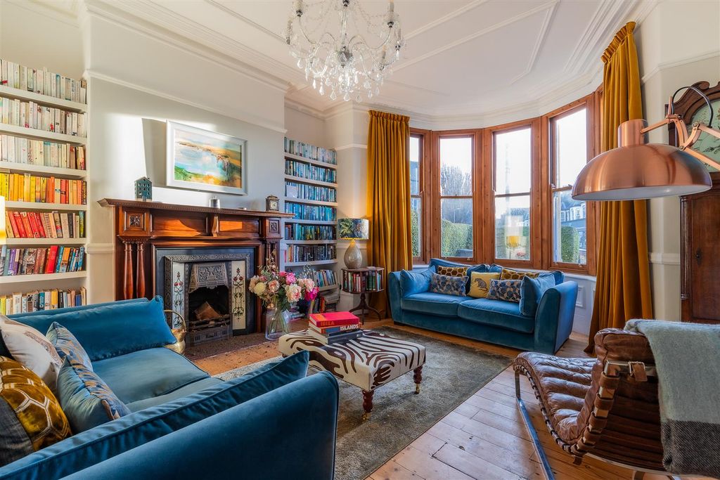 Property photo 2 of 22 196-19.Jpg