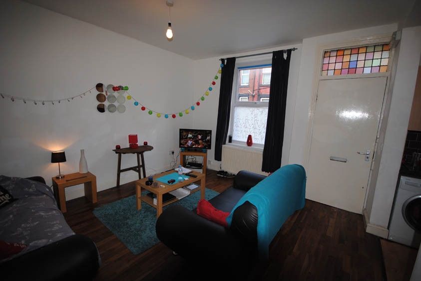 Property photo 2 of 14 Well-Presented Living Room With Comfortable Seatin...