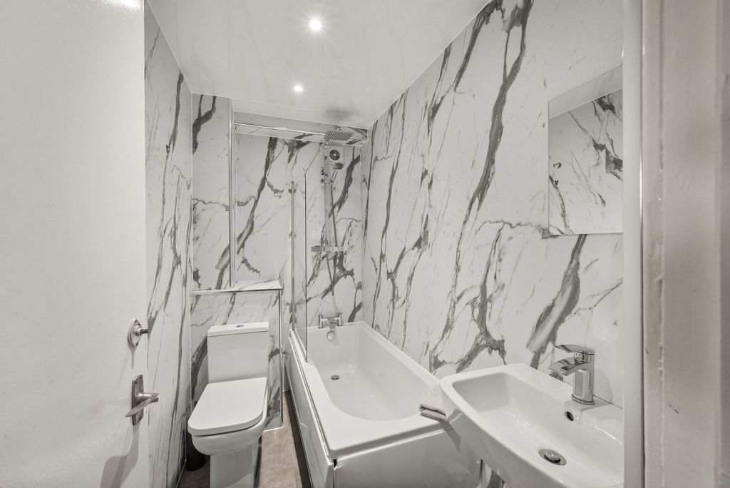 Additional image 9 of 3 bed flat for sale262d King Street, Broughty Ferry DD5