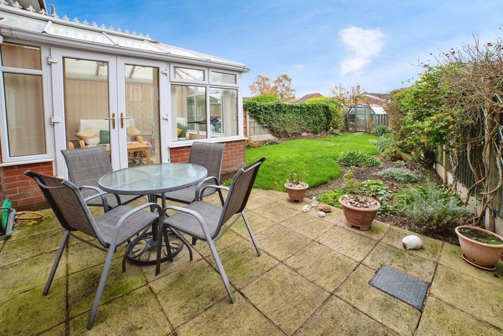 Property photo 3 of 21 Photo