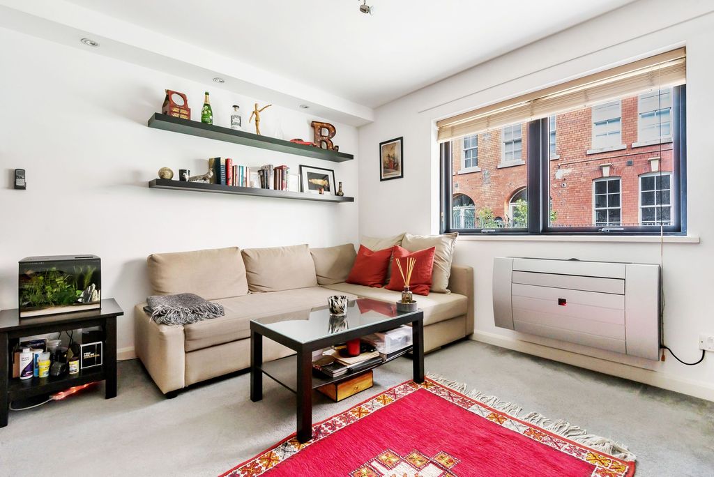 Property photo 3 of 8