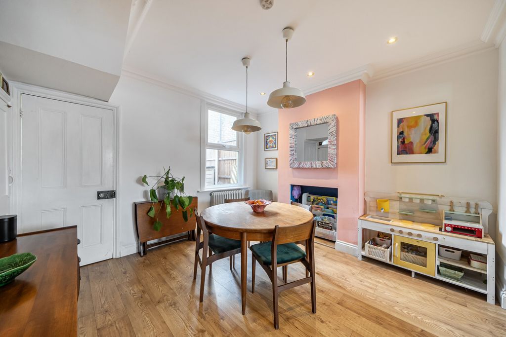 Property photo 3 of 35 1439755-10-69E21F...