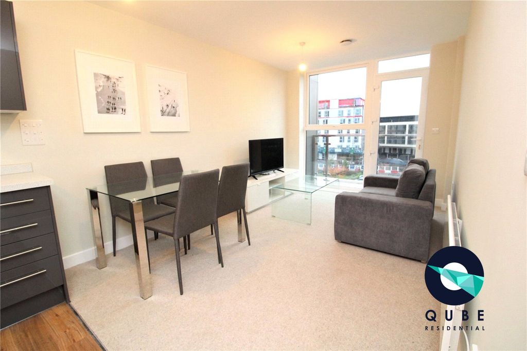 Property photo 2 of 10 Picture No. 12