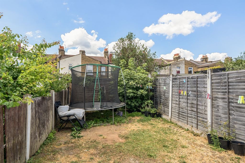 Property photo 2 of 13