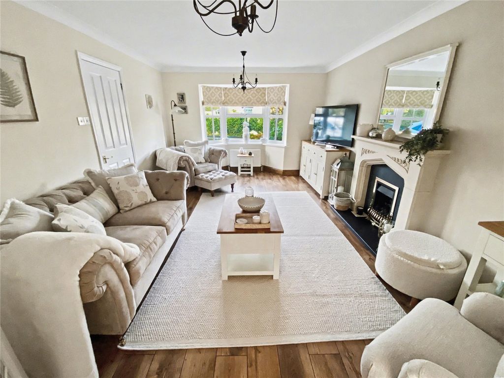 Property photo 3 of 34 Picture No. 61