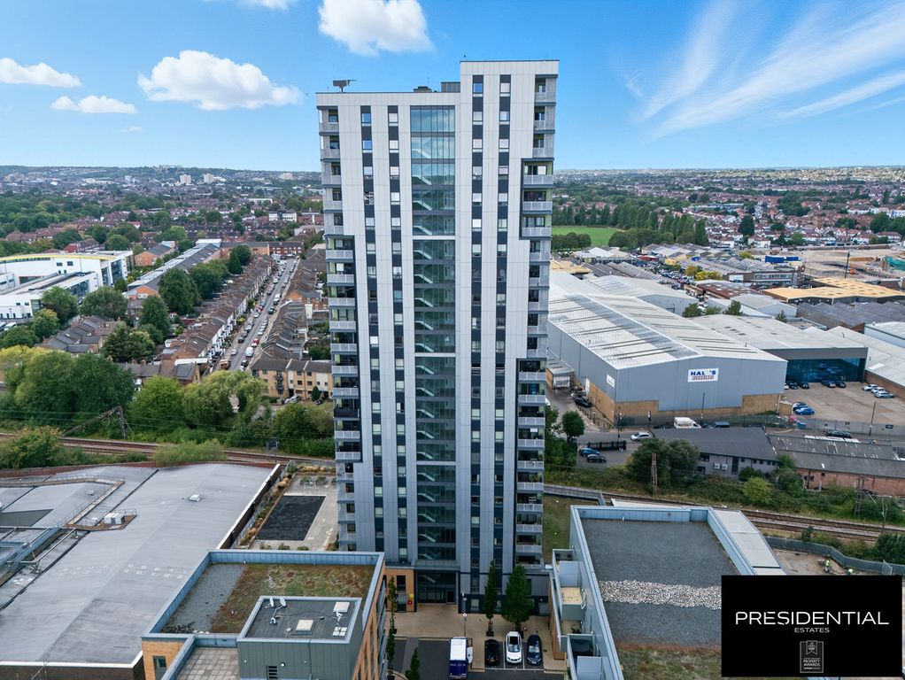 Property photo 1 of 22