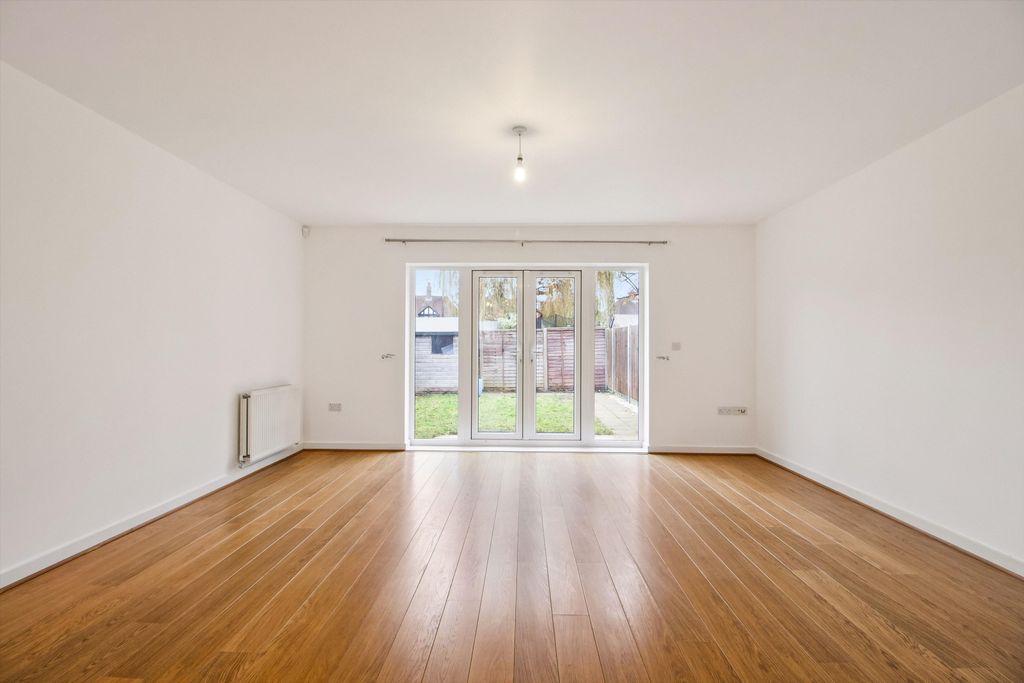 Property photo 1 of 16 Image