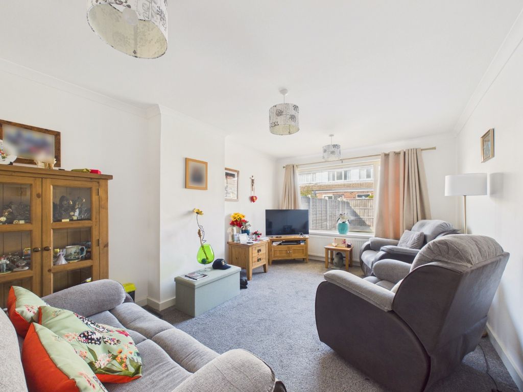 Property photo 3 of 15 5429853