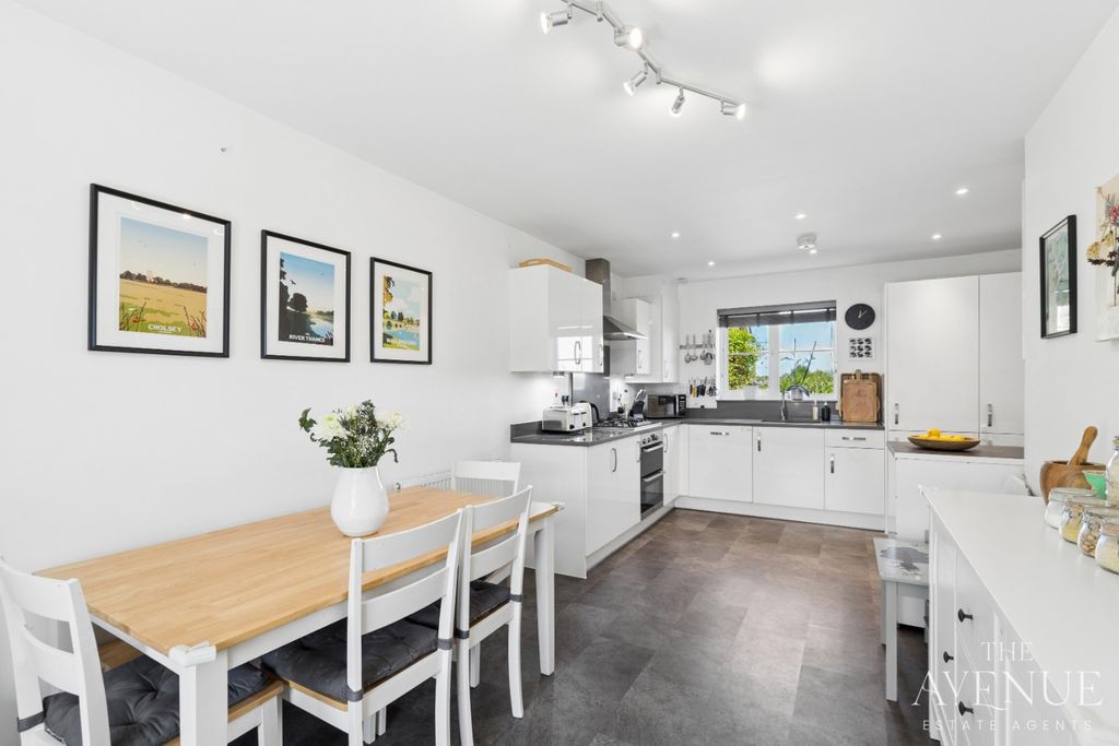 Property photo 2 of 22 5097864