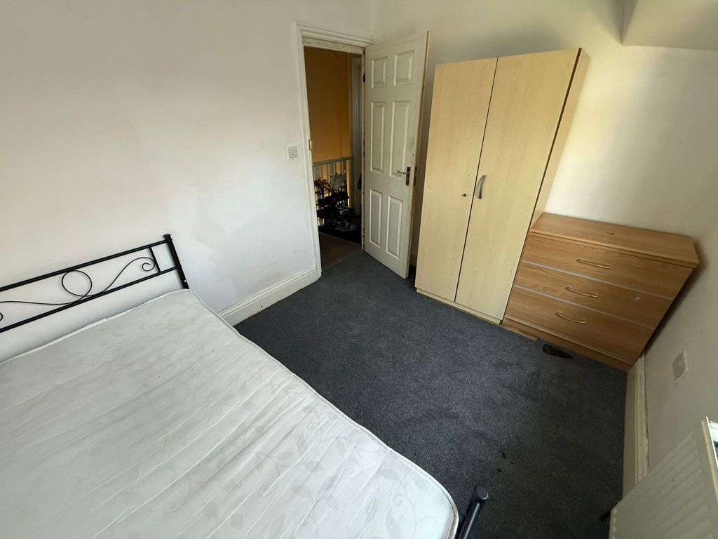 Property photo 1 of 4