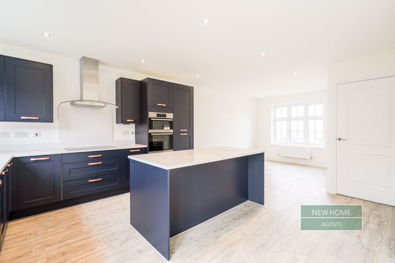 Property photo 2 of 43 Photo 38