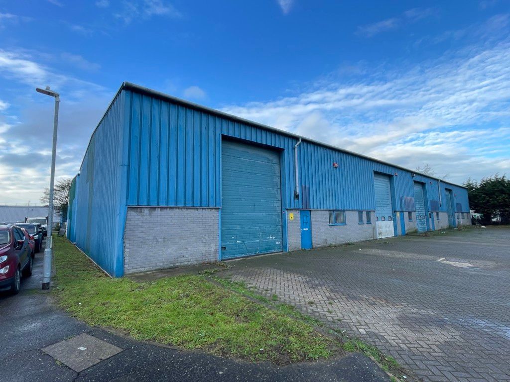 Property photo 1 of 6 Photo 9