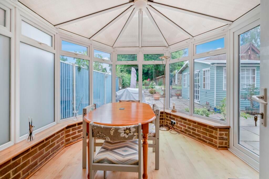 Property photo 3 of 20 261215_Rs2869_Img_08_0000