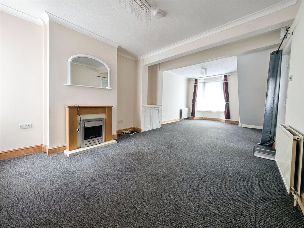 Property photo 2 of 8 Picture No. 07