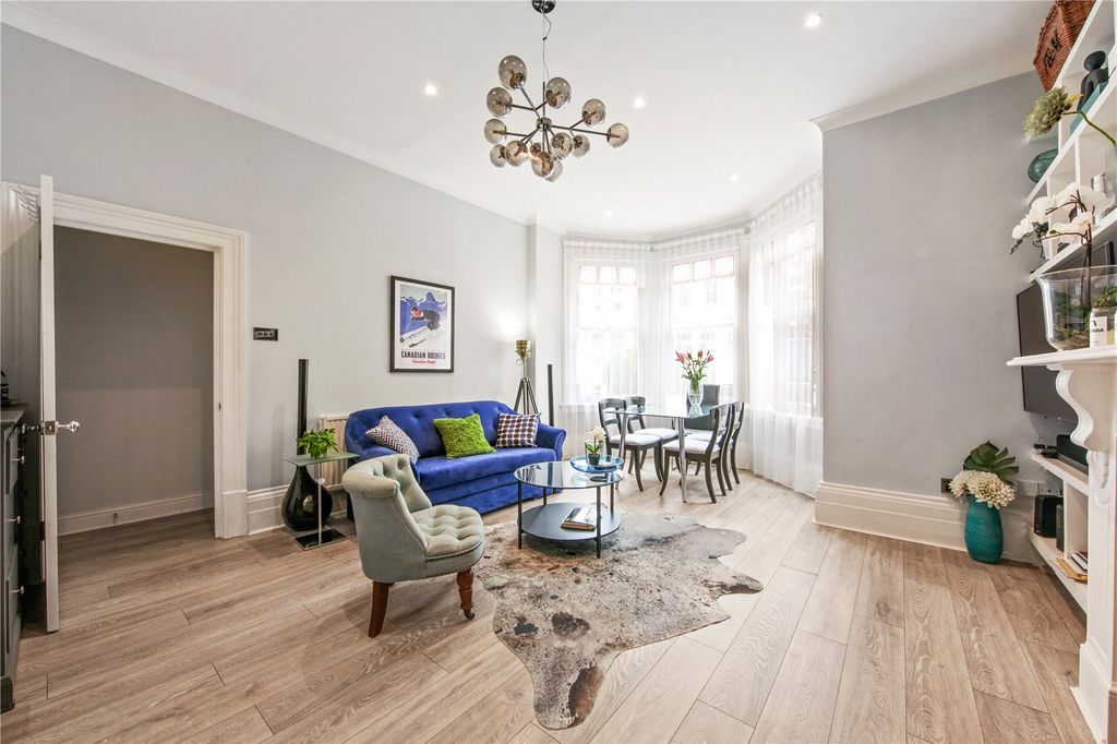 Property photo 1 of 12