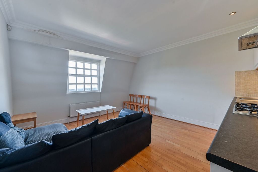 Property photo 2 of 7