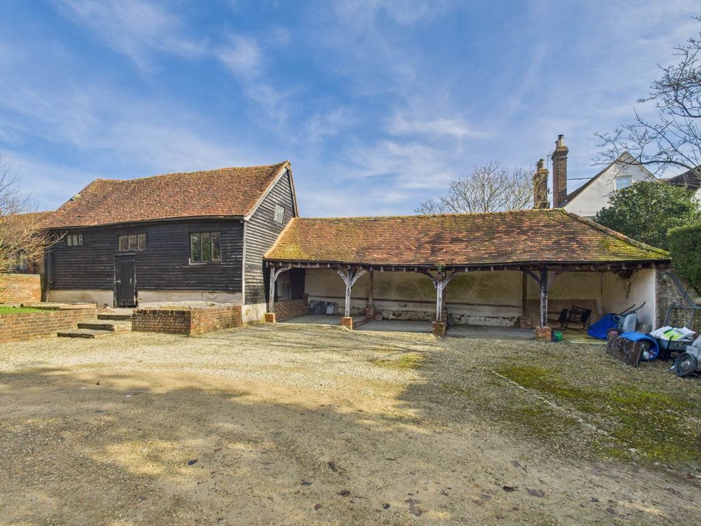 Property photo 3 of 61