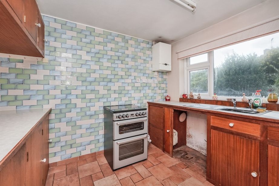 Property photo 3 of 23