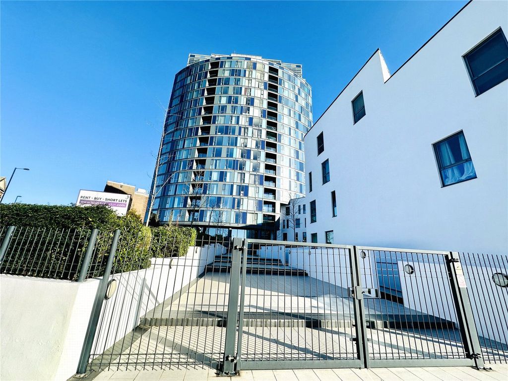 Property photo 1 of 17 Picture No. 06