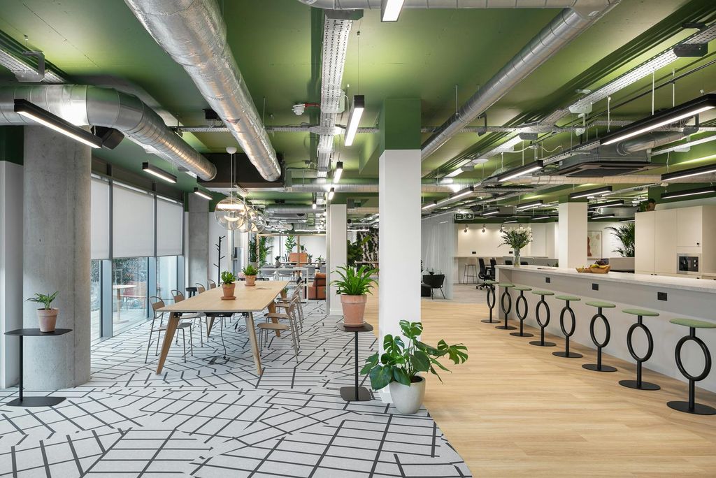 Property photo 3 of 6 3 Landing 3Z7A9795.Jpg