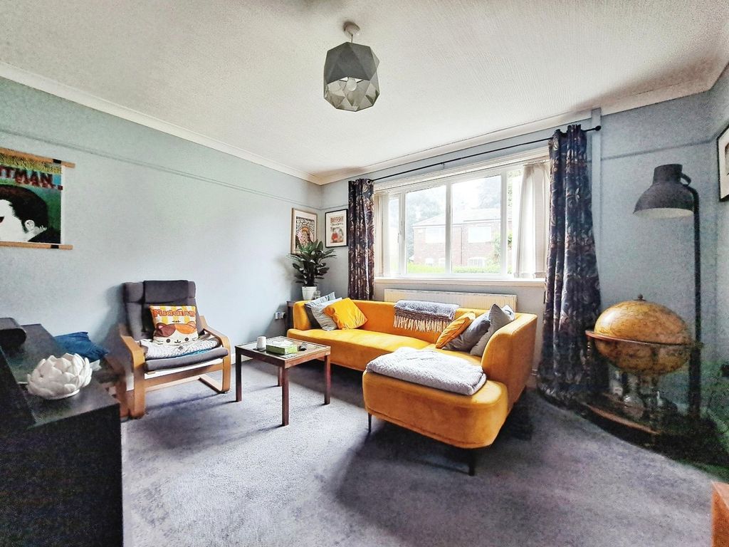 Property photo 2 of 15 Picture No. 21