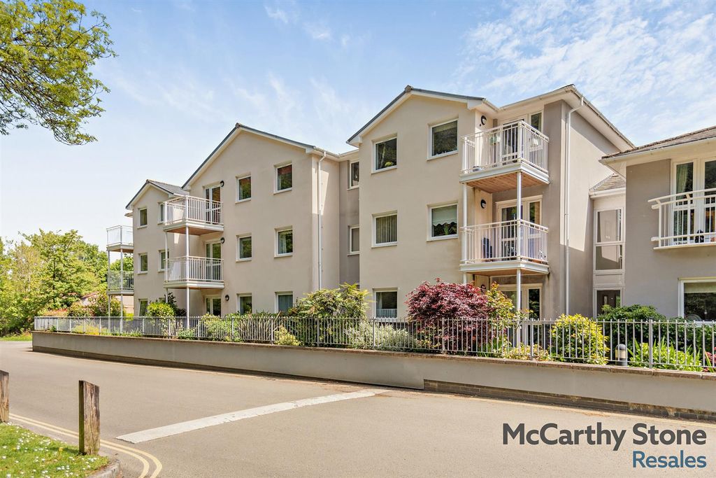 Property photo 1 of 15 Rivers Edge Court