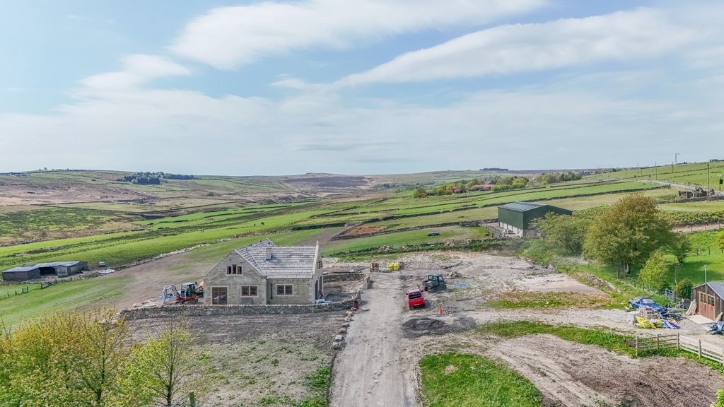 Property photo 2 of 6 1453933 (9)