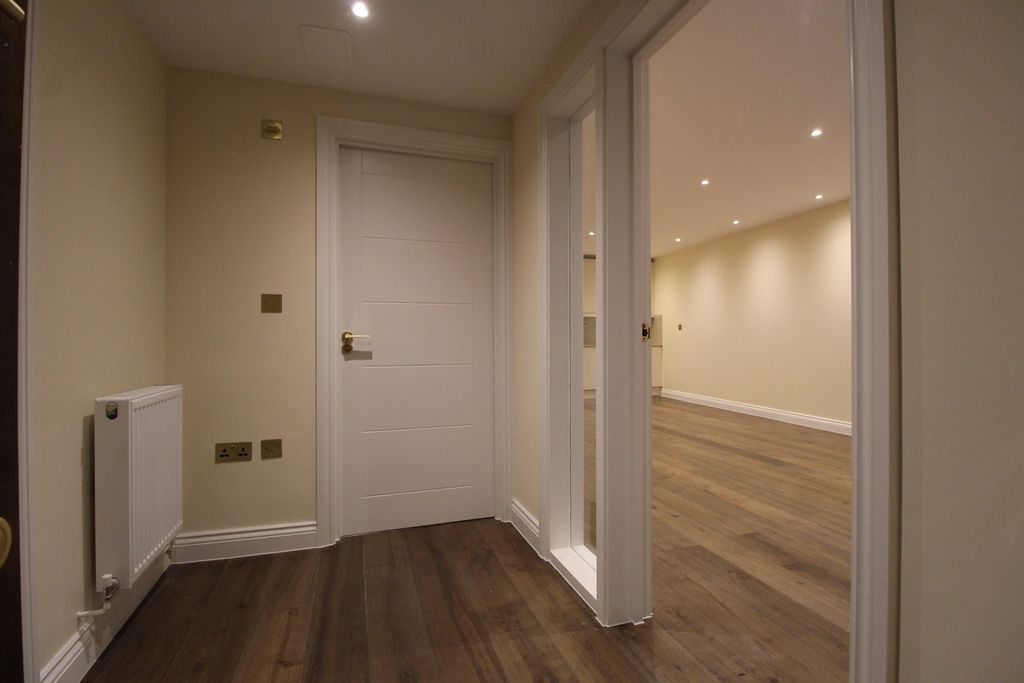 Property photo 3 of 14 Photo 5