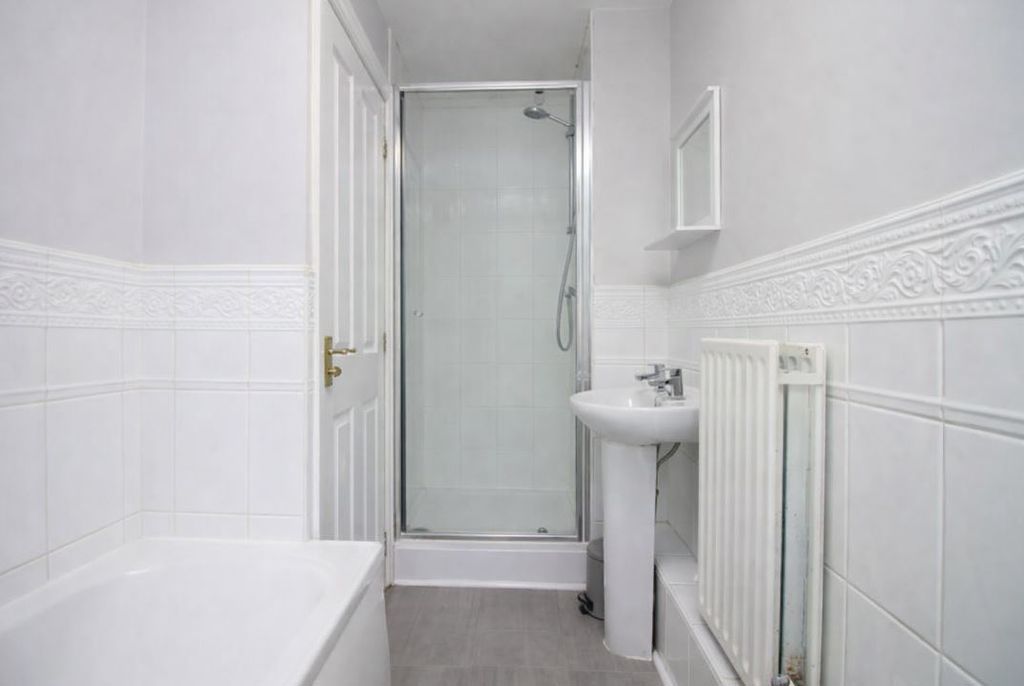 Property photo 3 of 11 Photo 3