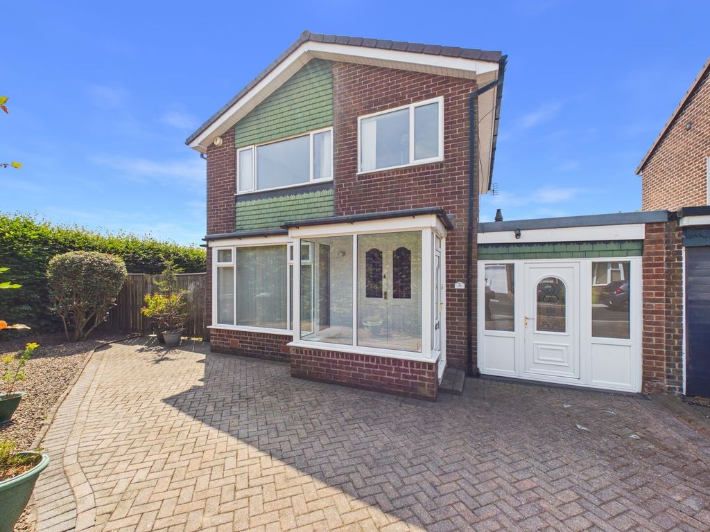 Property photo 1 of 13 External
