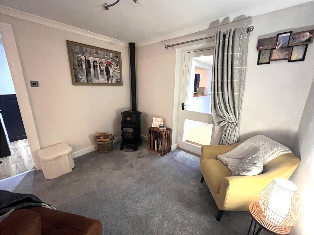 Property photo 3 of 17 Picture No. 26