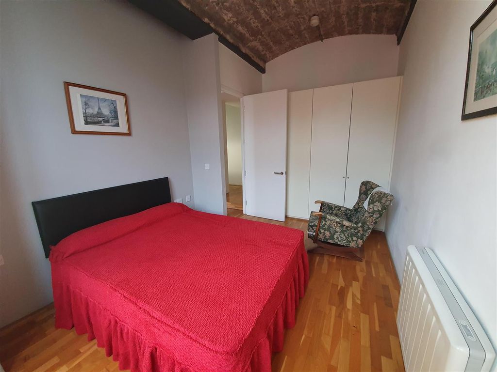 Property photo 3 of 8 Bedroom One