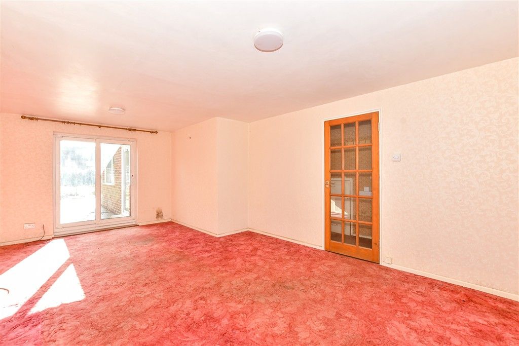Property photo 3 of 13 Internal Feature