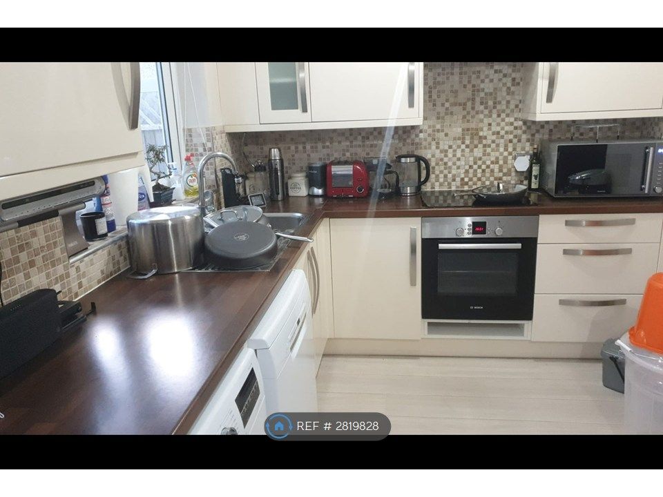 Property photo 3 of 7 Kitchen/Diner