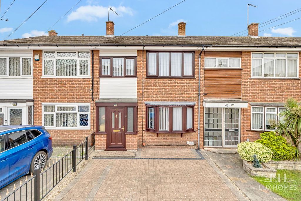 Property photo 1 of 17
