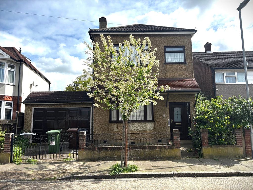 Property photo 1 of 15 Front