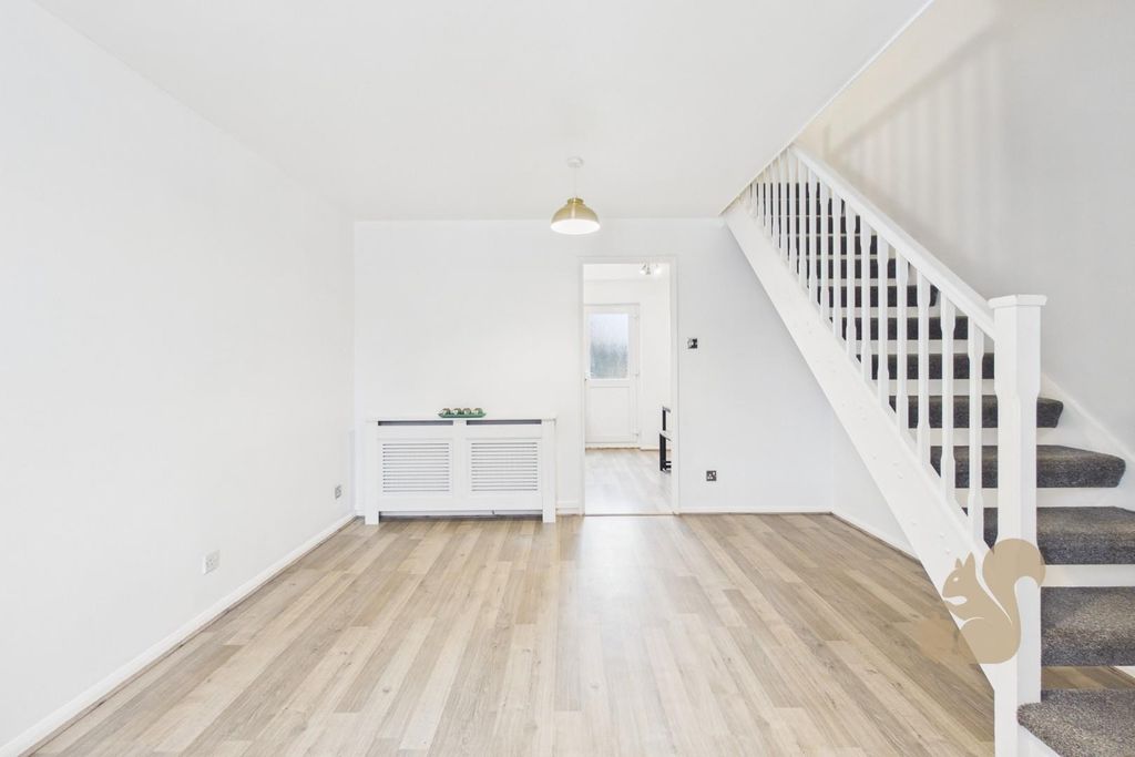 Property photo 2 of 17 Cam01254G0-Pr0418-Still003.Jpg