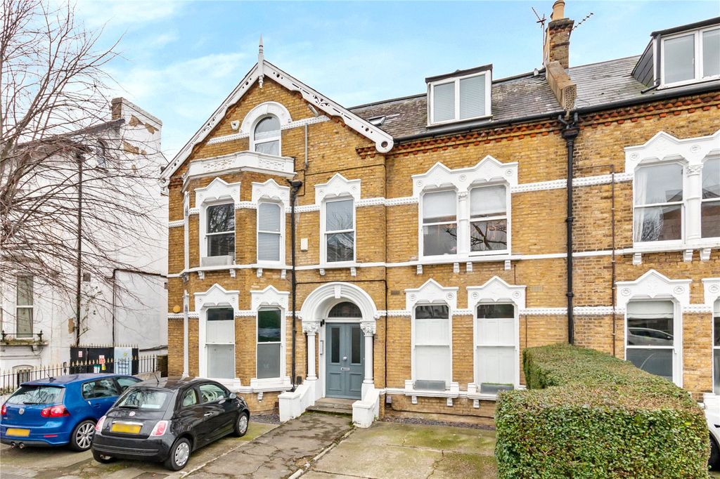 Property photo 1 of 16 Picture No. 13